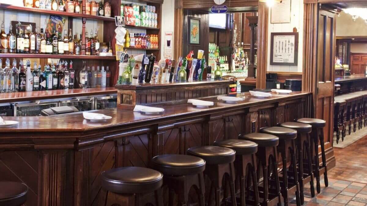 Chicago Pub Bar